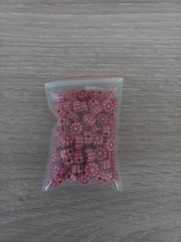 Lot De Perles Acrylique Rouge "Fleur"